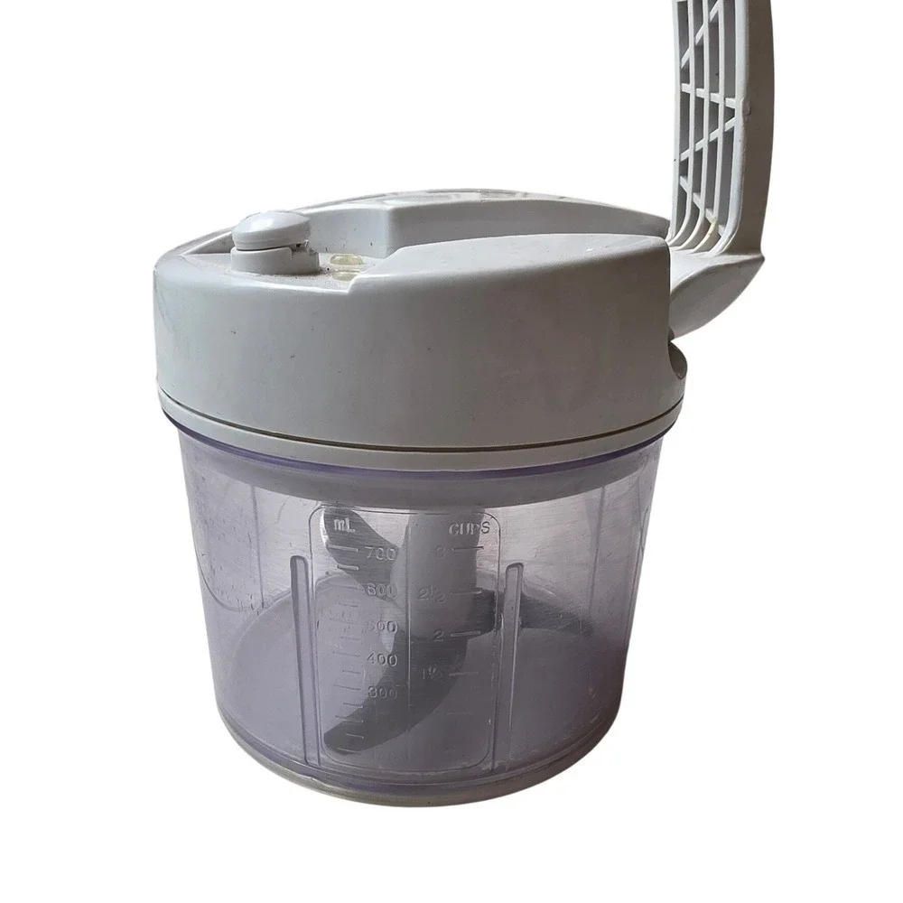 The Pampered‎ Chef Manual Food Processor 3 Cup White Hand Crank Chopper 2593 A2